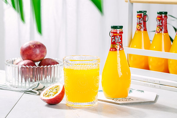 品世百香果汁2